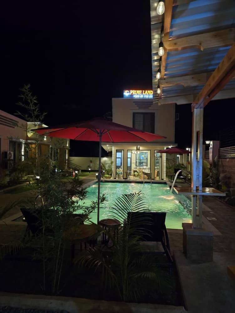 Primeland Hotel モシ エクステリア 写真
